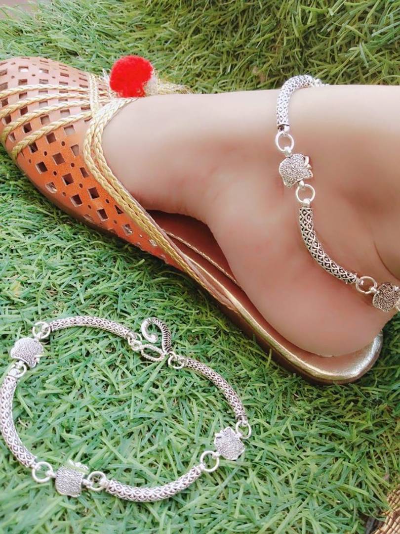 Trendy Beautiful Brass Silver Plated Anklets